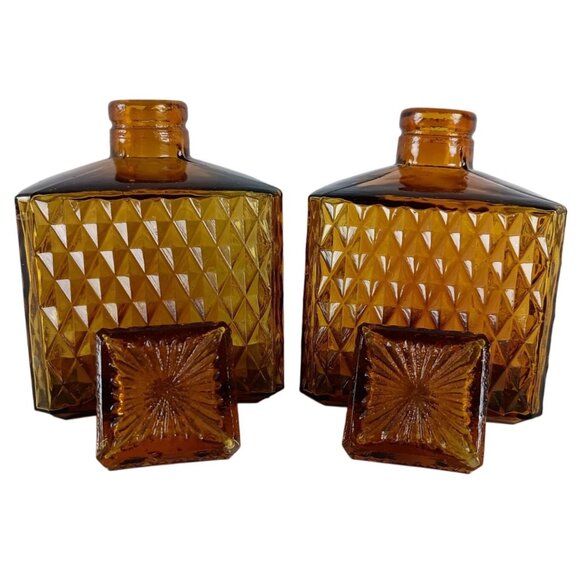 Indiana Glass Amber Square Diamond Point Pair Of Decanters Vintage Barware - Picture 1 of 8